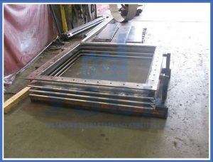 прямоугольные линзовые компенсаторы в Владивостоке