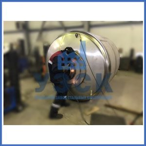 Купить ёмкости и баки из нержавеющей стали от завода УЗСК в Владивостоке